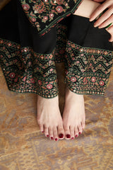 Lawn Unstitched 3 Piece Embroidered Dress - Sw1033
