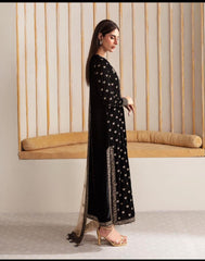 Swagiwear Winter Unstitched 3PCs Embroidered Velvet Dress With Embroidered Organza Dupatta
