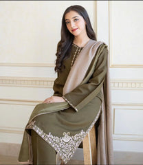 Swagiwear 3PC Dhanak Embroidered suit with Shawl
