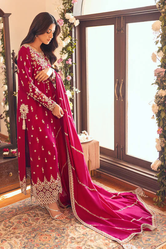 Swagiwear SUNNiA MANAHiL - 3pc Heavy Embroidered Lawn Stuff - 