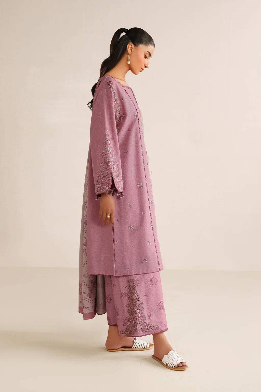 Swagiwear iznik - Summer 3PC Lawn Embroidered Suit - 
