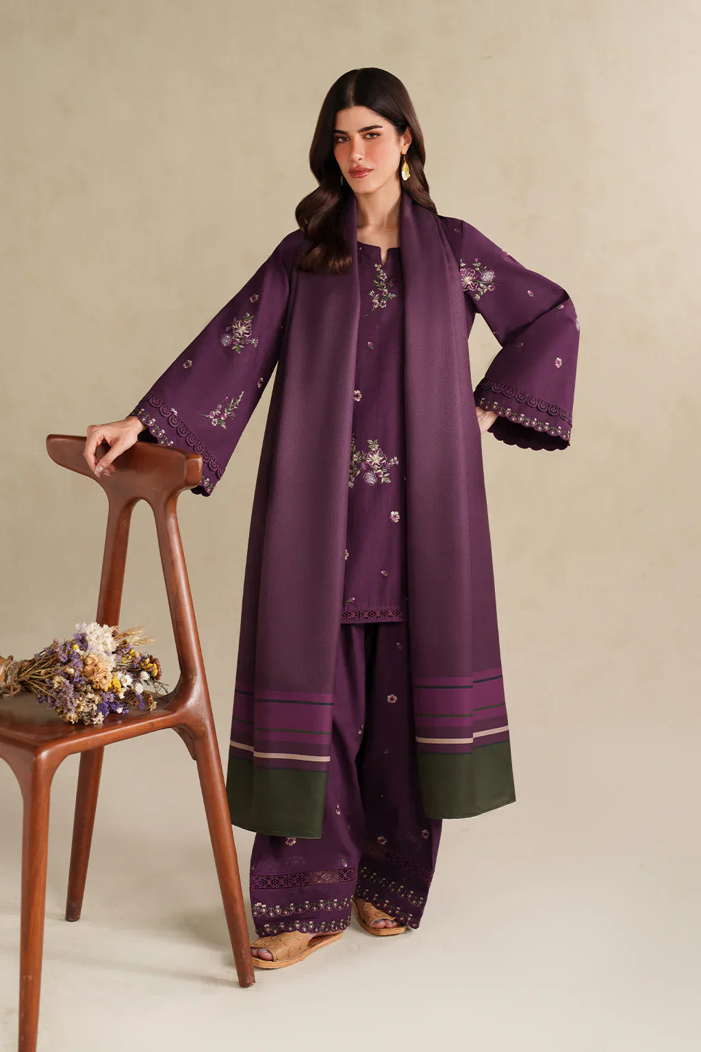 Swagiwear iznik - 3PC Lawn Embroidered Suit - 