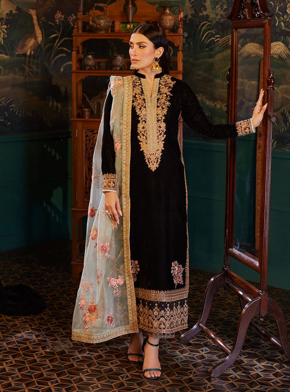 Swagiwear Zainab Chotani - Embroidered Velvet Dress - 