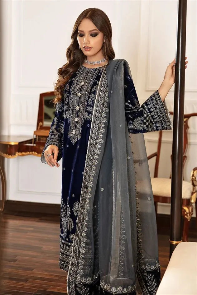 Swagiwear Baroque- Winter 3PC Velvet Embroidered Suit - 