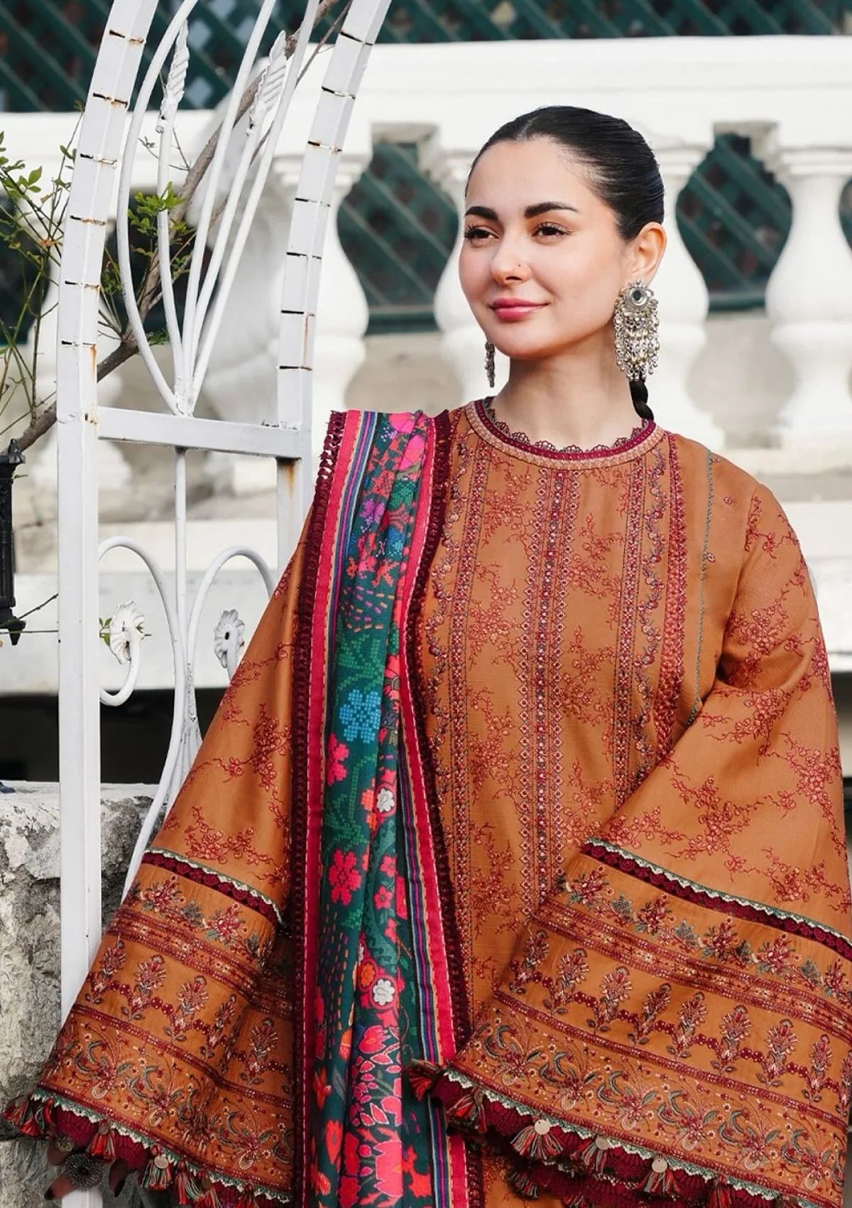 Swagiwear Hussain Rehar - 3PC Dhanak Chickenkari Embroidered Suit - 