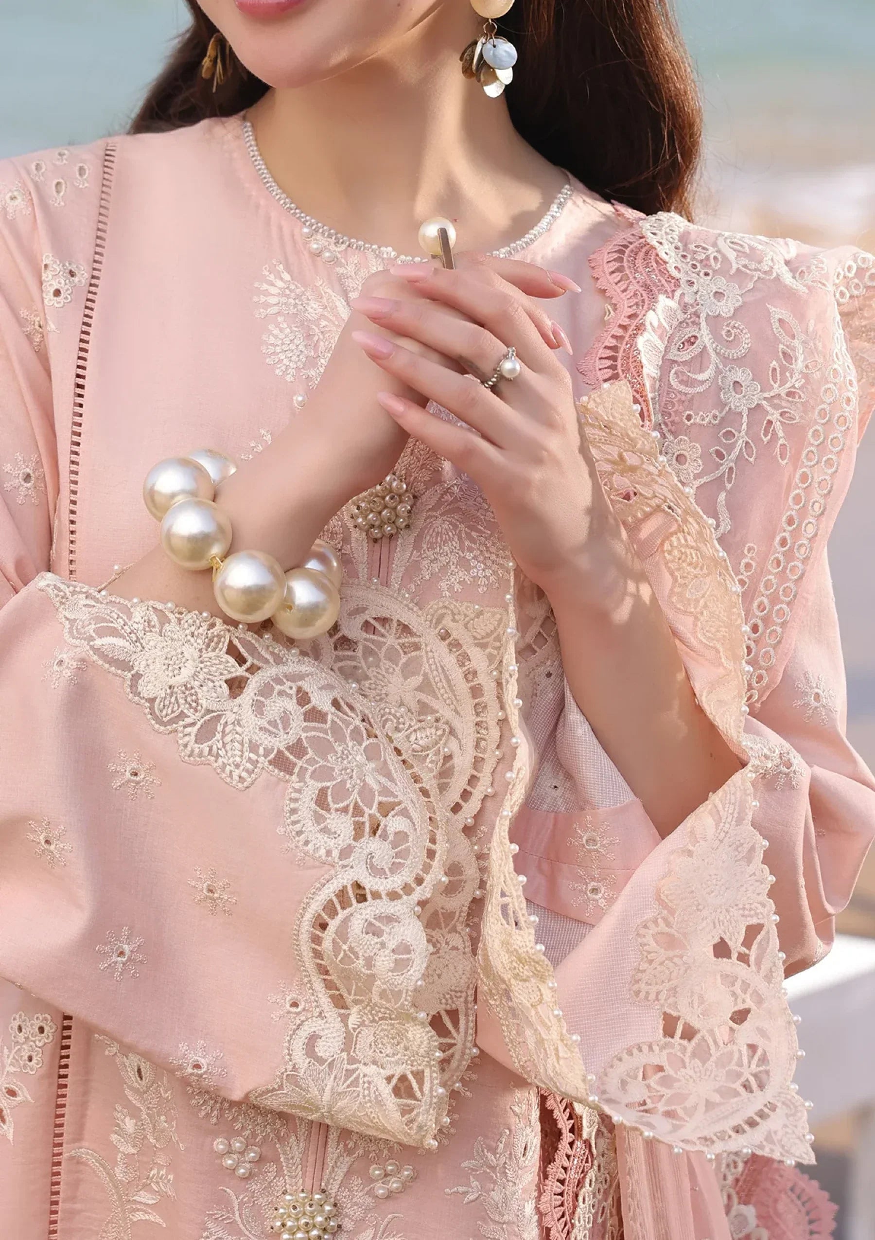 Swagiwear Chikenkari Qalamkar Embroidered 3 PC Lawn - 