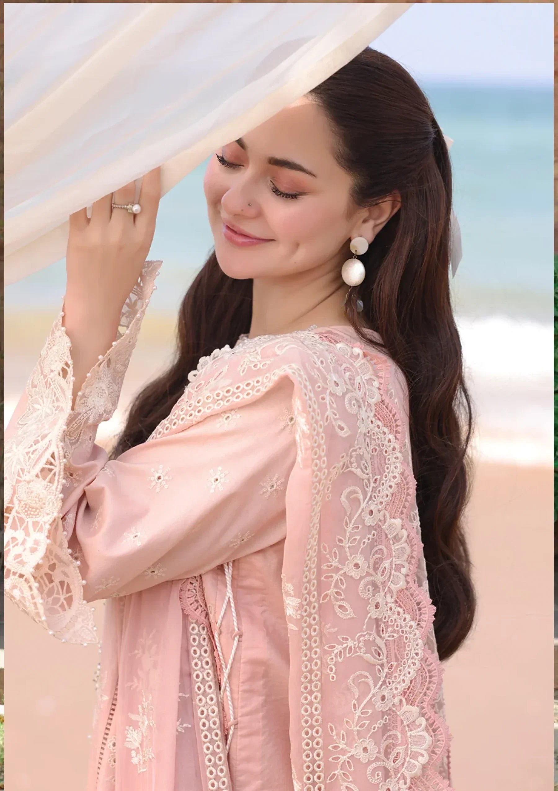 Swagiwear Chikenkari Qalamkar Embroidered 3 PC Lawn - 