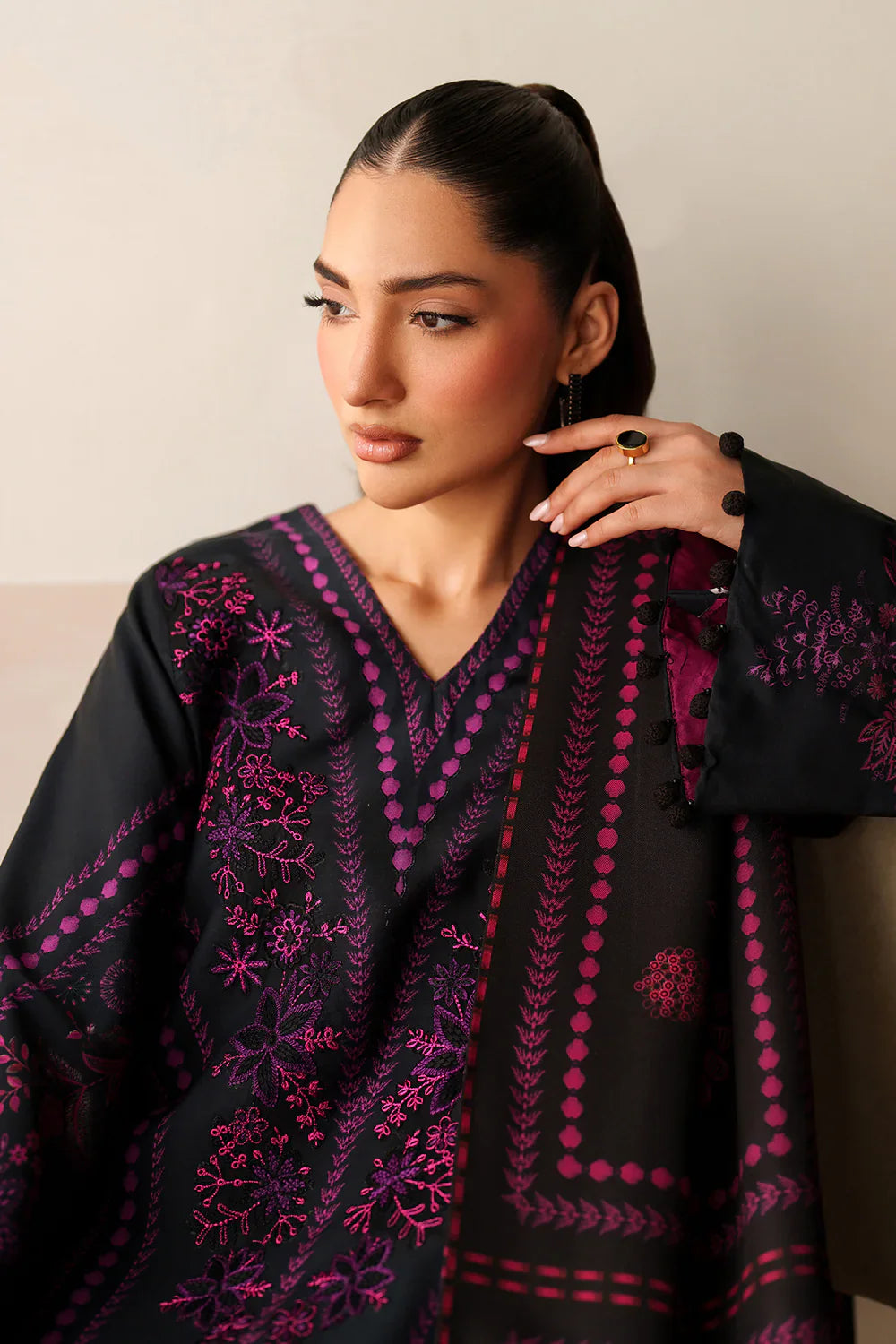 Swagiwear Asim Jofa - Winter 3PC Karandi Digital Print Dress - 