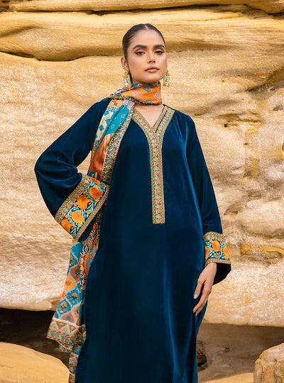 Swagiwear Zainab Chottani - Velvet Dress with Printed Karandi shawl - 