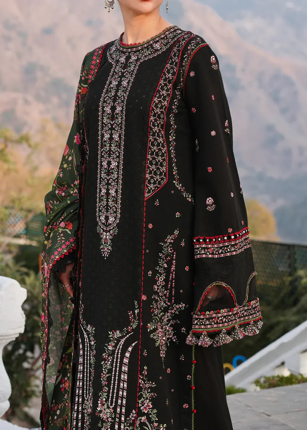 Swagiwear Hussain Rehar Winter Embroidered 3pc Dhanak Suite - 