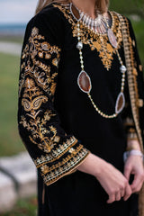 Swagiwear  Unstitched 3PCs Embroidered Velvet Dress With Embroidered Velvet Shawl