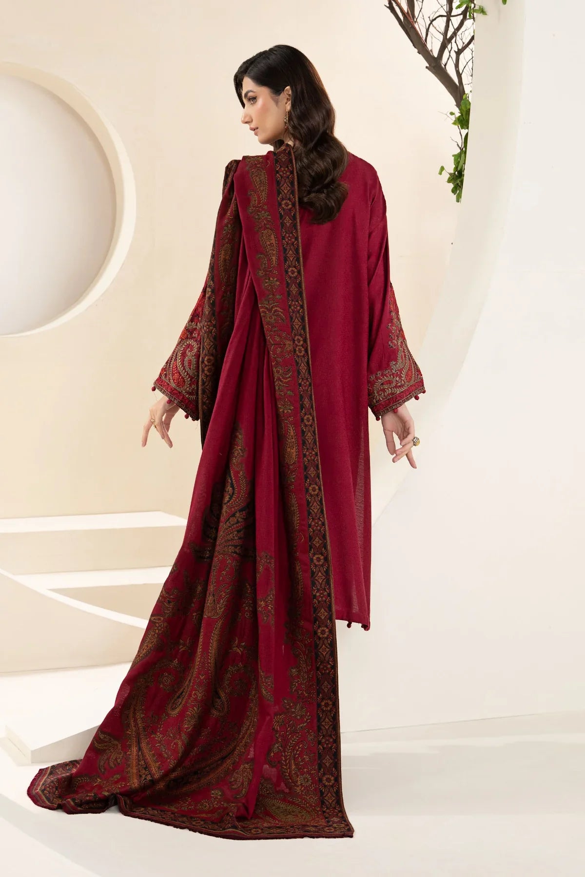 Swagiwear /2 3PC Khaddar Embroidered Suit with Printed Wool Shawl