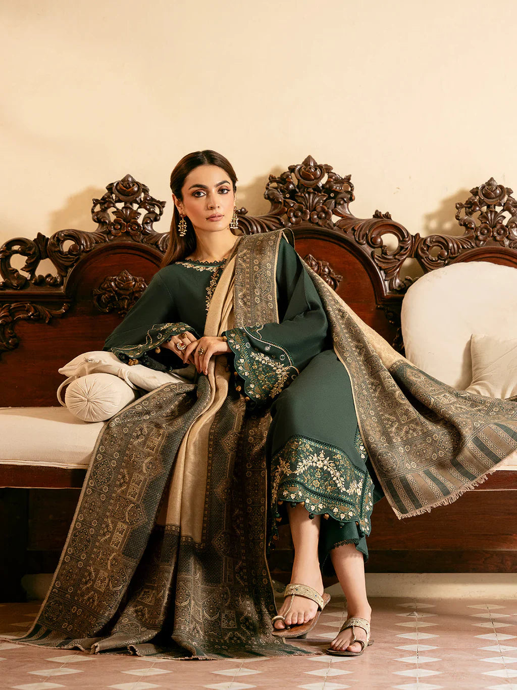 Swagiwear IZEL-3PC LAWN EMBROIDERED SHIRT WITH CHIFFON PRINT Dupatta - 