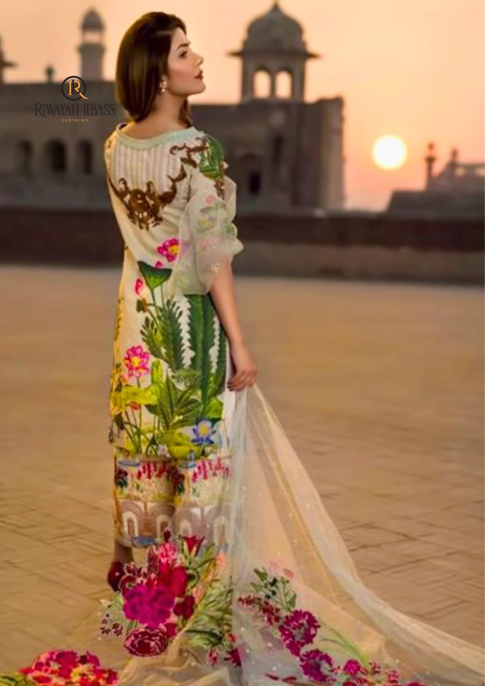 Swagiwear Lawn 3-Pcs Printed Plus Heavy Embroidered With Organza Dupatta. 
