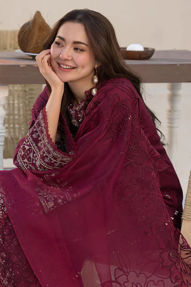 Swagiwear Velvet 3-Piece Dress with Embroidered Organza Dupatta - 