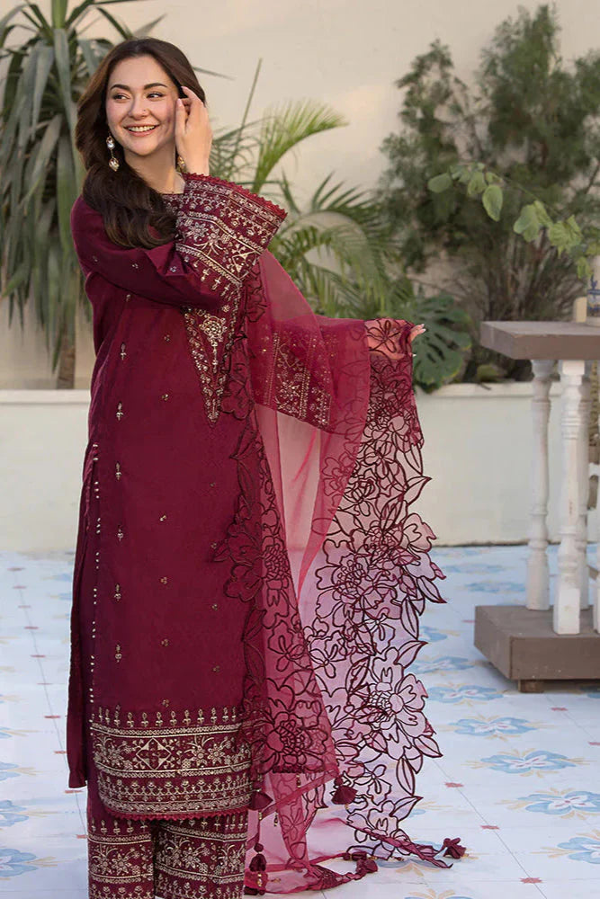 Swagiwear Velvet 3-Piece Dress with Embroidered Organza Dupatta - 