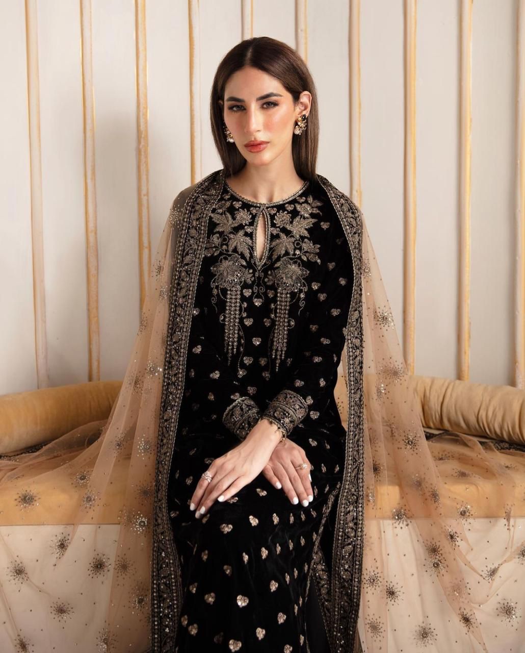 Swagiwear  Winter Unstitched 3PCs Embroidered Velvet Dress With Embroidered Organza Dupatta