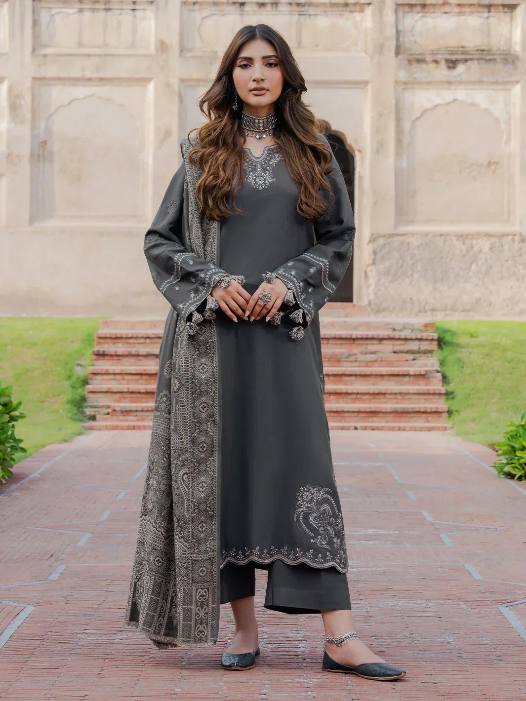 Swagiwear izel - Winter 3PC Dhanak Embroidered Suit - 