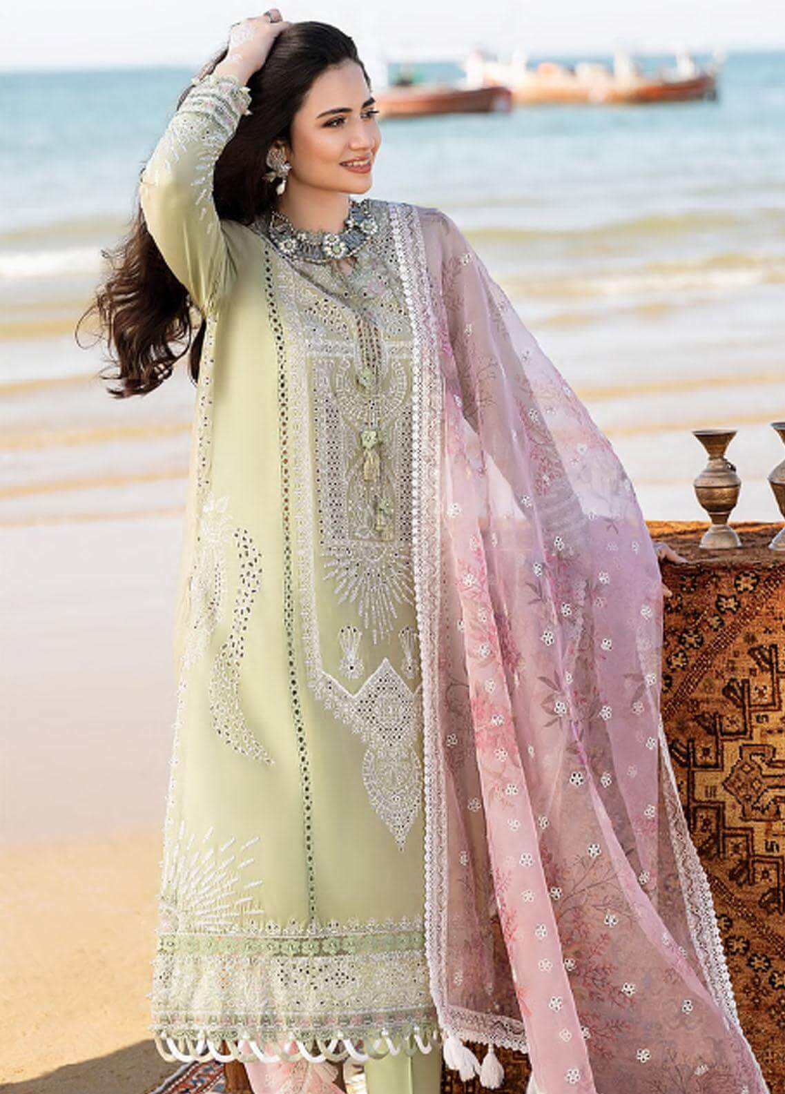 Swagiwear  3 Piece Unstitched Heavy Embroidered Chickan Kari Lawn Suit ( Printed Organza Dupatta )