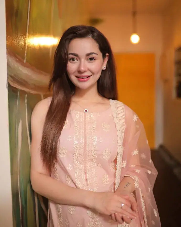 Swagiwear 3 Piece Unstitched Heavy Embroidered Lawn Suit ( Fully Embroidered Organza Dupatta ) 