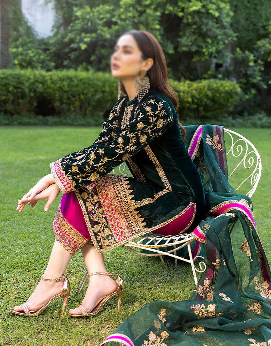 Swagiwear Zainab Chottani - Embroidered Velvet Dress - 