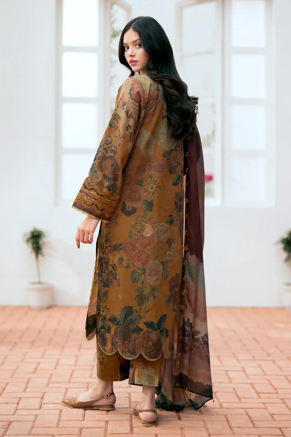Swagiwear 3 Piece Unstitched Swiss Lawn Suit ( Printed Monar Dupatta ) 
