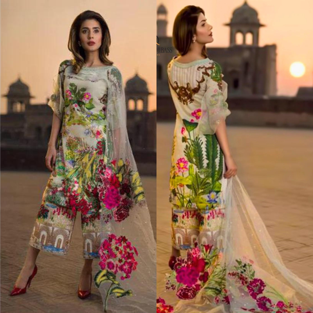 Swagiwear Lawn 3-Pcs Printed Plus Heavy Embroidered With Organza Dupatta. 